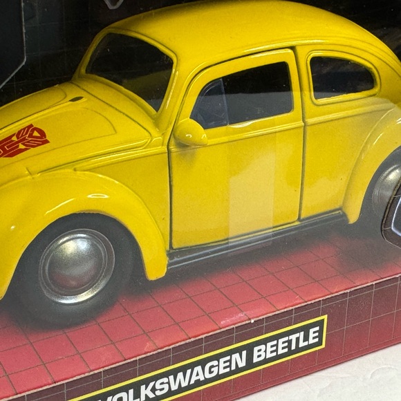 Jada Toys Transformers BUMBLEBEE VOLKSWAGEN BEETLE 1:32 - Picture 2 of 9